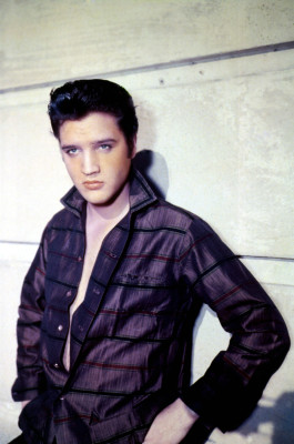 Elvis Presley pic #64928